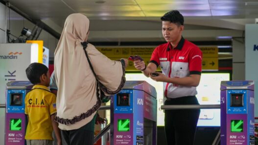 Pengguna LRT Jabodebek Tembus 139 Ribu Saat Long Weekend May Day, Jadi Tulang Punggung Mobilitas Liburan