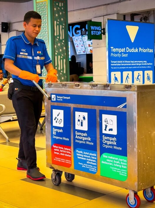 Mulai dari Stasiun Pasar Senen, KAI Daop 1 Jakarta Bangun Budaya Pilah Sampah Bersama Pelanggan