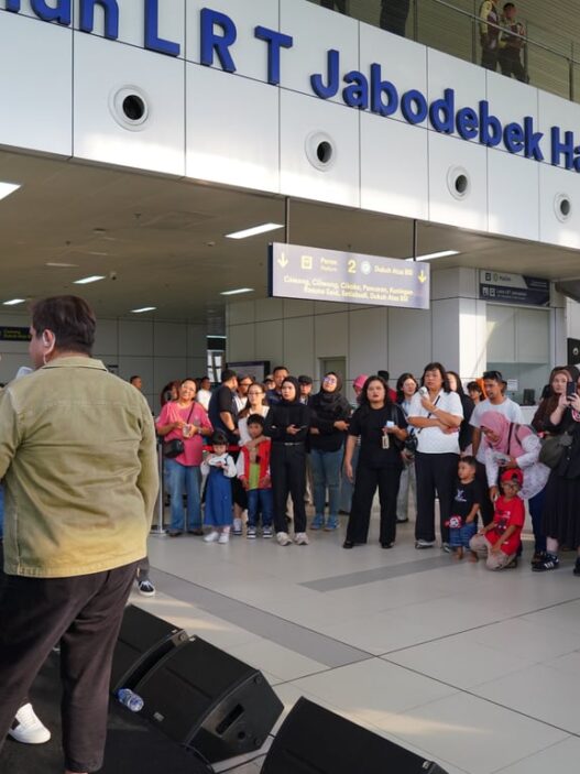 LRT Jabodebek “Music On Track”, Hadirkan Pengalaman Perjalanan yang Lebih Seru di Stasiun Halim