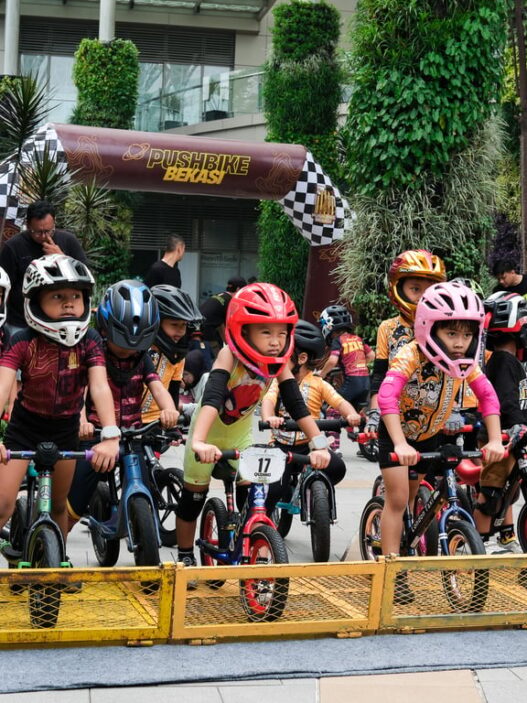 Rise and Move Kembali Ramaikan Akhir Pekan Sehat dan Seru di Grand Galaxy Park Mall