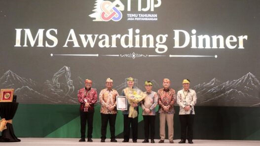 Terapkan Standar Pelayanan Unggul, SUCOFINDO Raih Predikat Emas Kategori Surveyor di Indonesia Mining Services Awards 2026