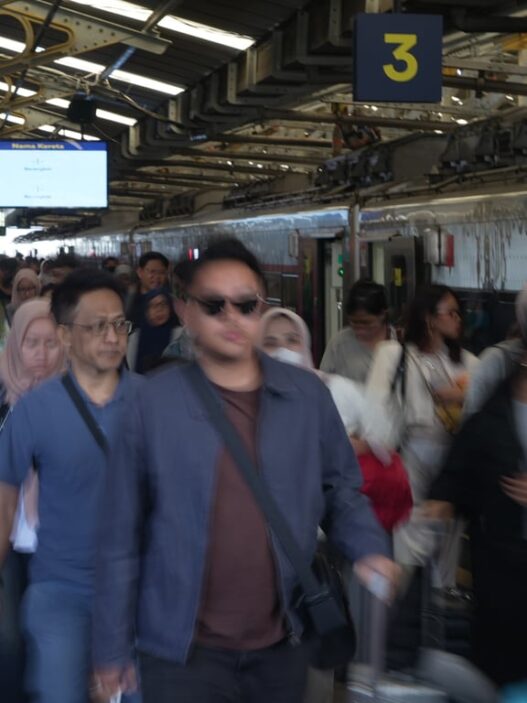 KAI Daop 2 Bandung Layani Hampir 75ribu Pelanggan Selama Libur Panjang May Day, Okupansi KA Capai 107,3%