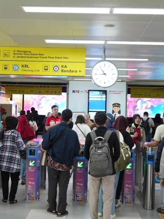 Long Weekend 1–3 Mei, LRT Jabodebek Operasikan 270 Perjalanan per Hari, Jadi Solusi Mobilitas Liburan yang Efisien, Tepat Waktu, dan Terintegrasi