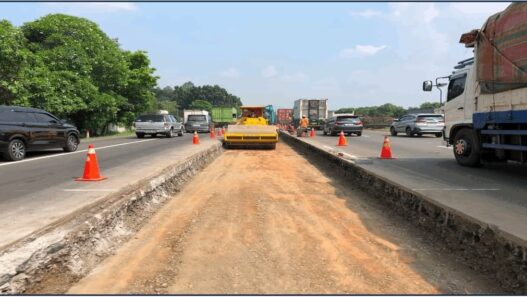 Jaga Kualitas Layanan Jalan Tol, PT JMTM Gelar Rekonstruksi Perkerasan di Sejumlah Titik Ruas Tol Cawang–Tomang–Pluit dan Jakarta–Tangerang
