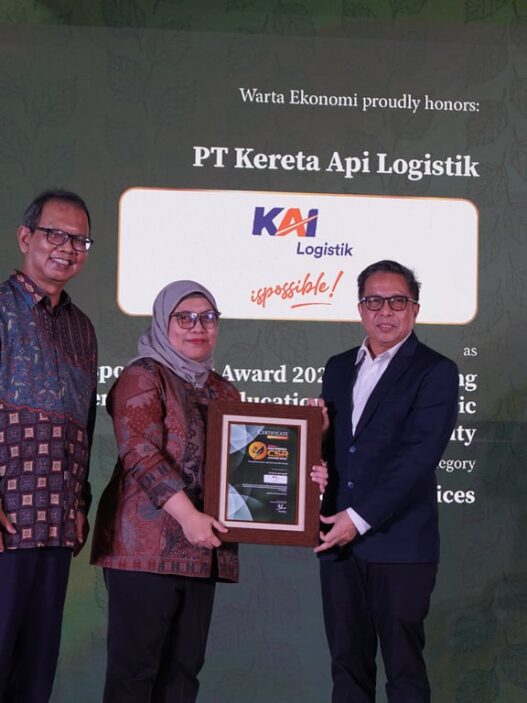 Komitmen Terhadap Keberlanjutan, KAI Logistik Raih Indonesia CSR Awards 2026