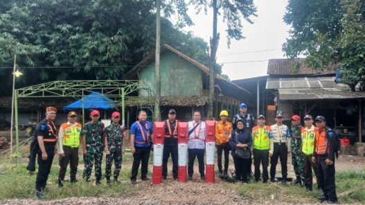 KAI Daop 1 Jakarta Tutup Perlintasan Sebidang Liar di Tangerang, Perkuat Upaya Peningkatan Keselamatan Perjalanan Kereta Api