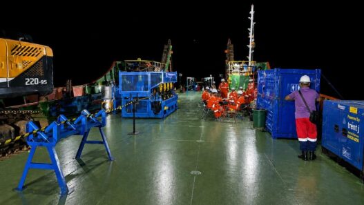 PT Nica Globalmarin Indonesia Dukung Backbone Digital Regional Lewat Proyek Kabel Laut RISING 8