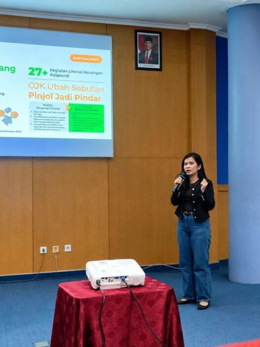 Lewat Literasi Keuangan, Adapundi Dorong Mahasiswa Makassar Bijak Kelola Keuangan Digital