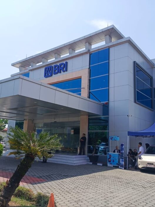 Hari Terakhir! BRI Finance Hadirkan Promo Bunga 0% di Pameran Otomotif di Sumatera Barat