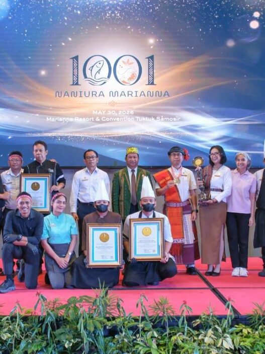 Marianna Resort Tuktuk Samosir Pecahkan Rekor LEPRID Lewat “1001 Naniura”, Angkat Kuliner Batak ke Panggung Nasional