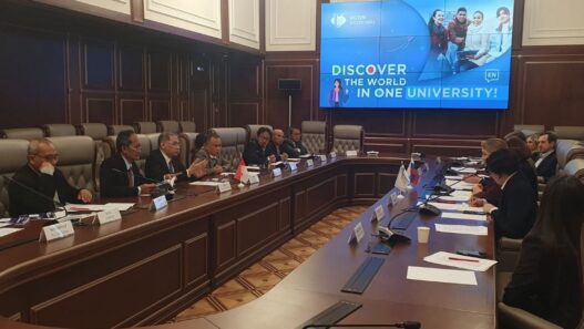 UGM Perkuat Kolaborasi dengan Positive Technologies melalui Kunjungan ke Moskow dan KazanForum