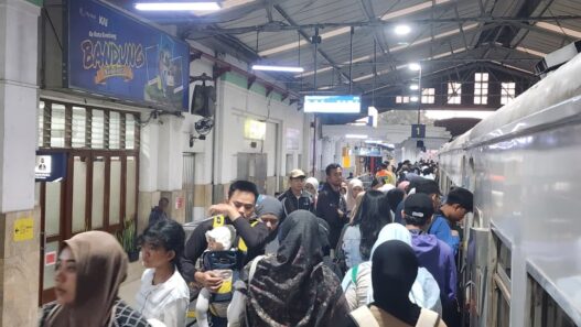 KAI Daop 2 Bandung Sampaikan Terima Kasih kepada Pelanggan, Libur Panjang Idul Adha 2026 Layani Lebih dari 130 Ribu Penumpang