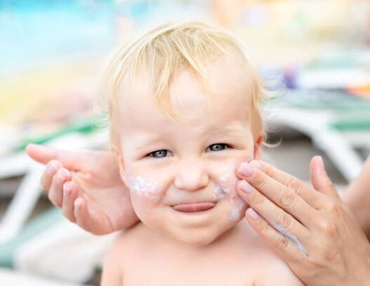 Rekomendasi Sunscreen untuk Bayi & Anak yang Aman Digunakan Sehari-hari