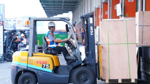 PT Pelindo Sinergi Lokaseva Catat Kinerja Operasional Positif di Awal Tahun 2026