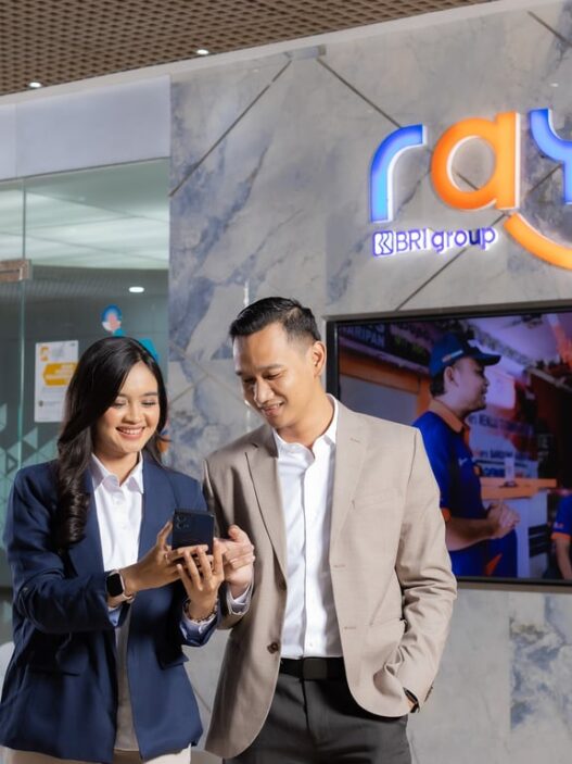 Bank Raya Hadir sebagai Official Partner P-Land: K-pop Art Market Vol.5, Dorong Literasi dan Inklusi Keuangan Digital